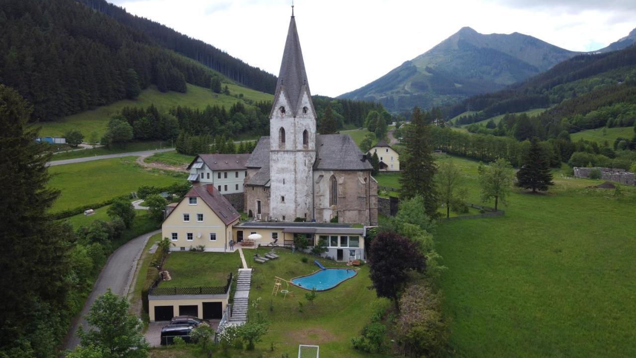 Pool, Pokale, Sauna, Billard, Kirche U. Viel Natur Vordernberg Eksteriør billede